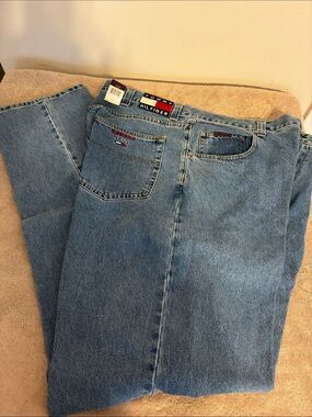Tommy Hilfiger NWT 44x38 Men’s Light Blue Straight Jeans